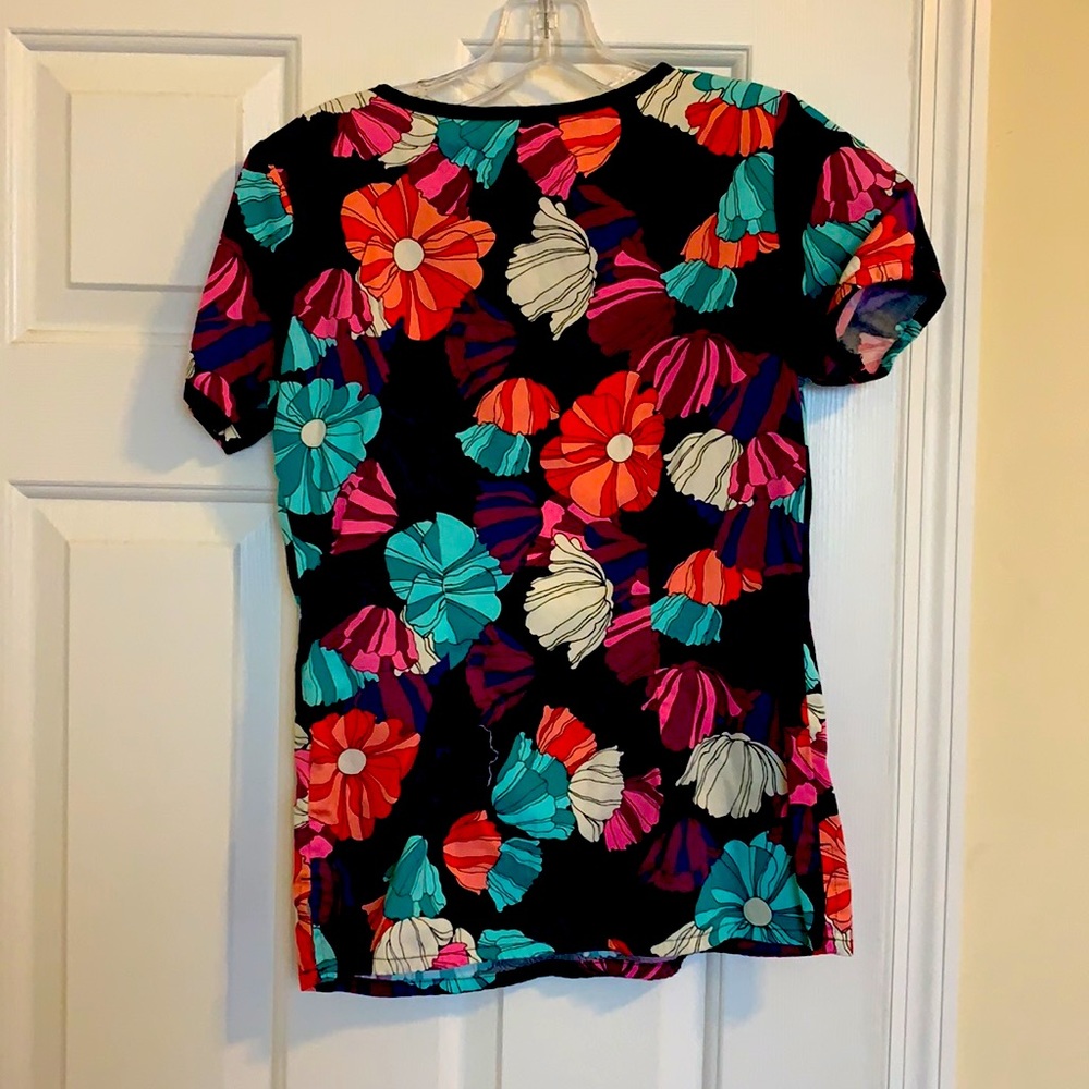 Scrub Tops - Picture 2 of 2